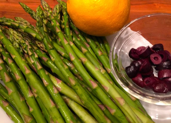 lemony olivey asparagus